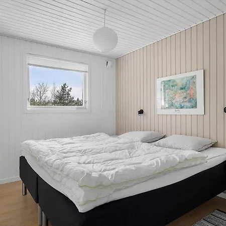 1539-aakirkeby-sohojbakken-26 בית נופש Vester Somarken